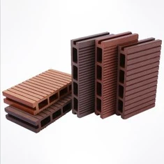 Підлоговий настил проти плавкого басейну WPC